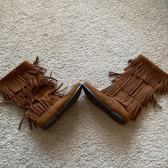 Minnetonka Fringe Suede Boots - Picture 1 of 7